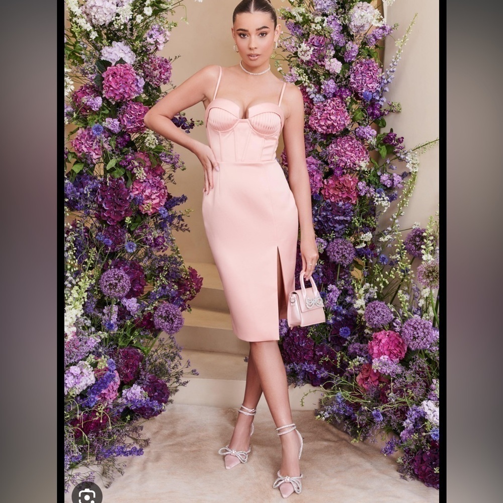 Lavish Alice MILA pleated corset peach midi dress
